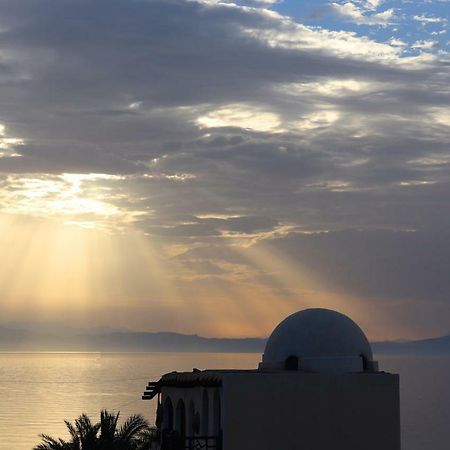 The Bedouin Moon Hotel Дахаб Екстериор снимка