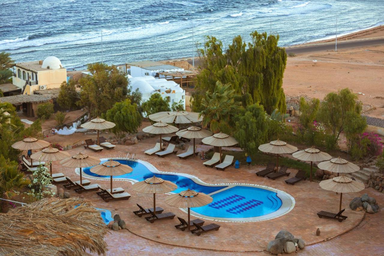 The Bedouin Moon Hotel Дахаб Екстериор снимка