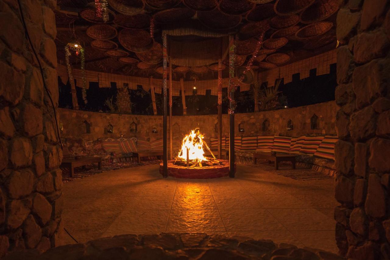 The Bedouin Moon Hotel Дахаб Екстериор снимка