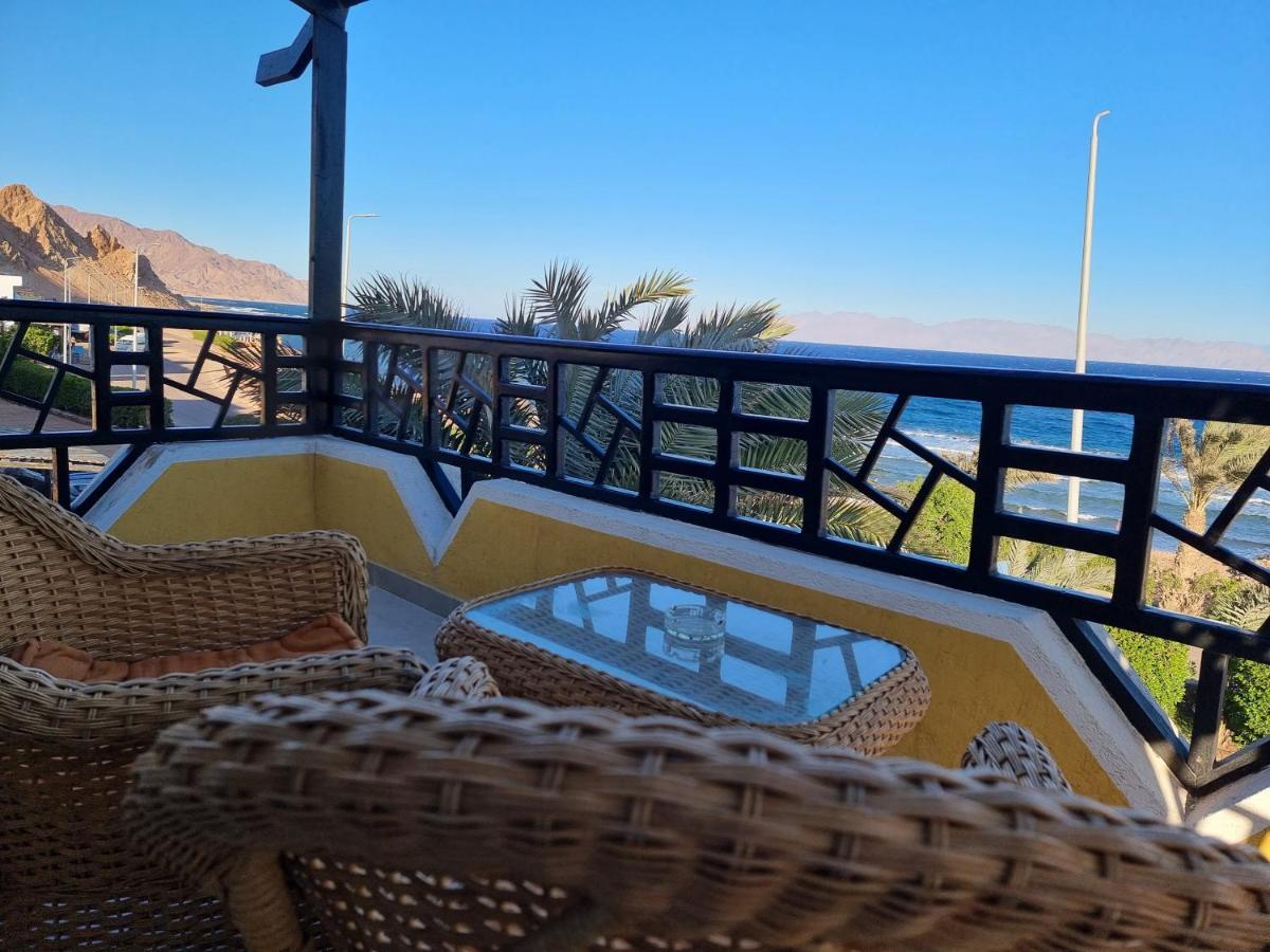 The Bedouin Moon Hotel Дахаб Екстериор снимка
