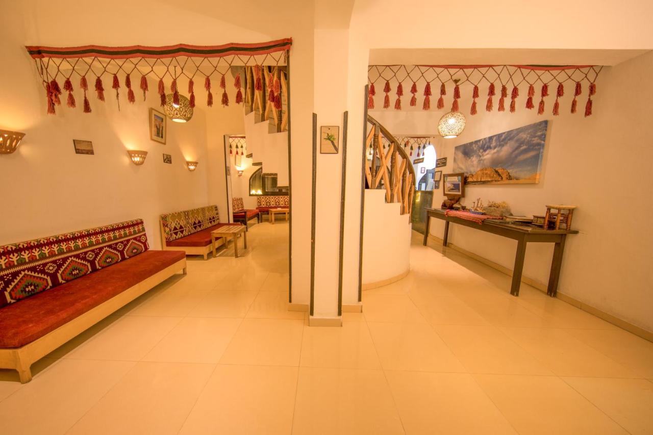 The Bedouin Moon Hotel Дахаб Екстериор снимка