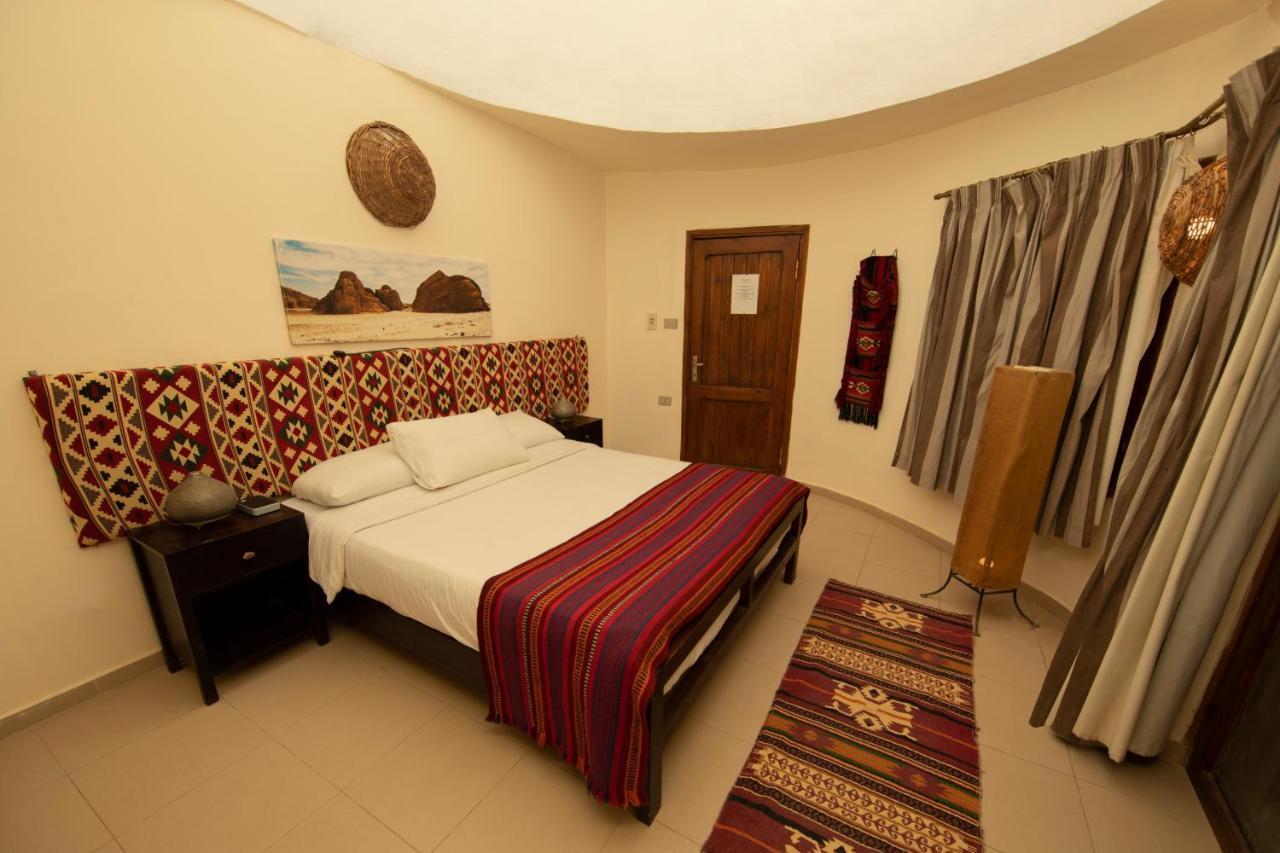 The Bedouin Moon Hotel Дахаб Екстериор снимка