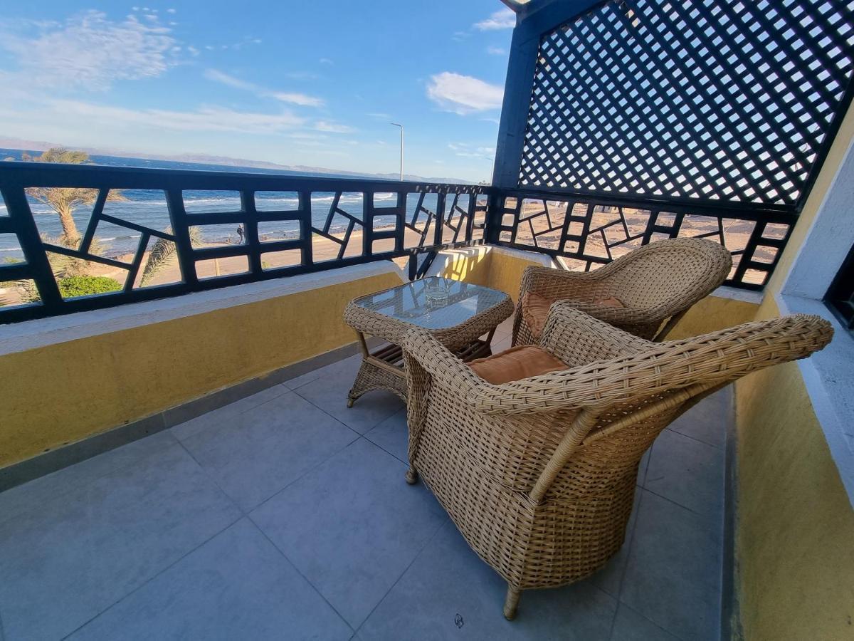 The Bedouin Moon Hotel Дахаб Екстериор снимка