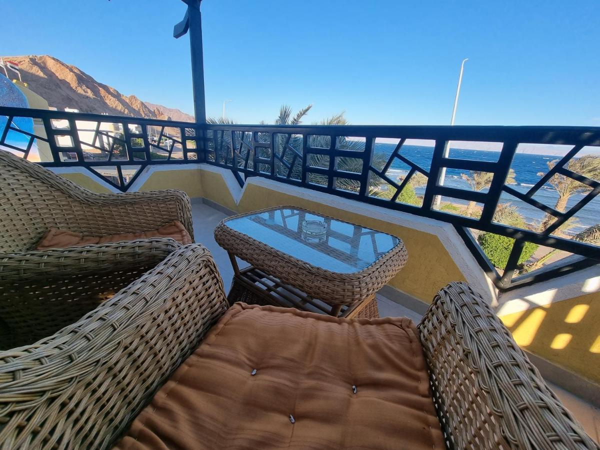 The Bedouin Moon Hotel Дахаб Екстериор снимка