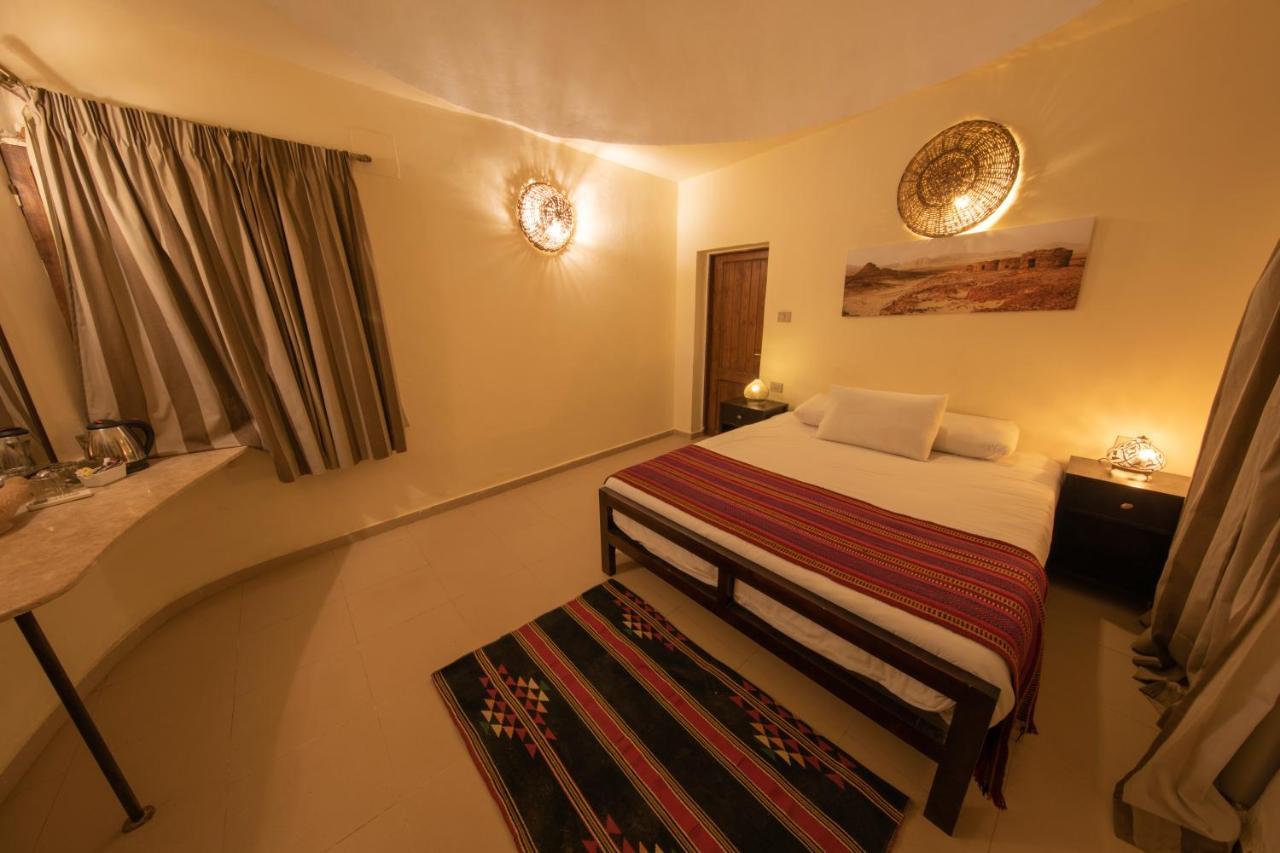 The Bedouin Moon Hotel Дахаб Екстериор снимка
