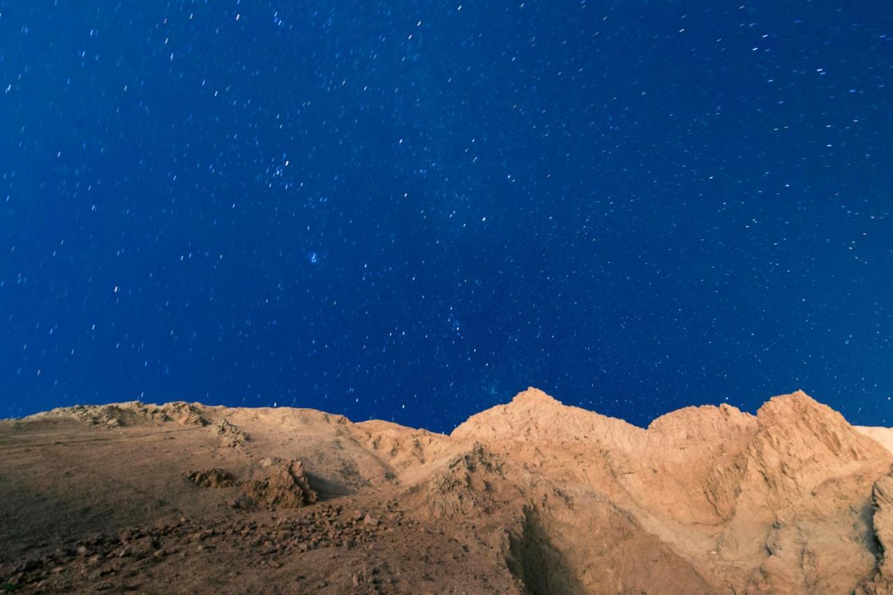 The Bedouin Moon Hotel Дахаб Екстериор снимка