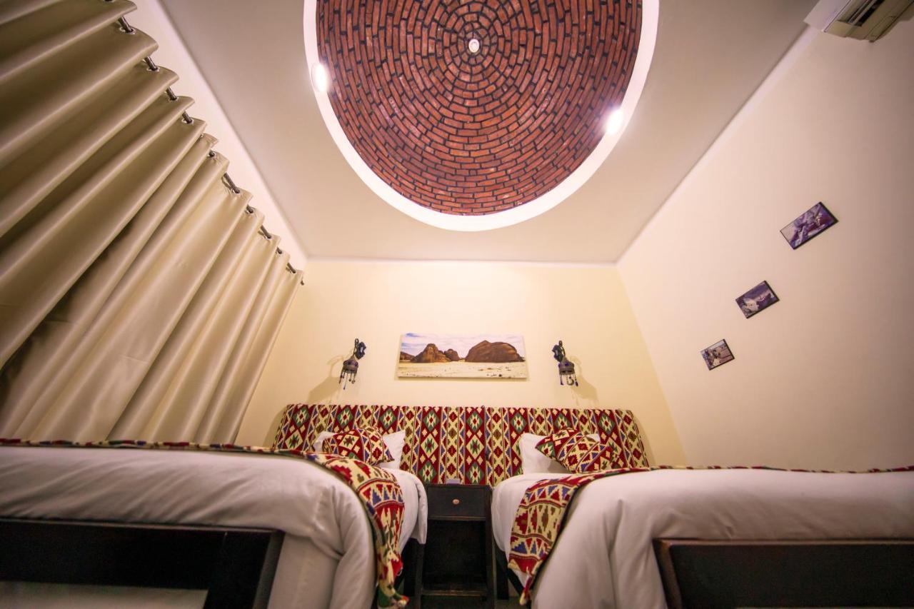 The Bedouin Moon Hotel Дахаб Екстериор снимка